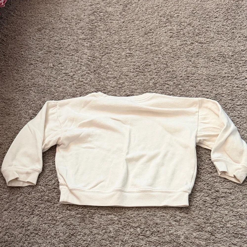 Tullabee Cream Kids Reindeer Sweatshirt Santa’s little Helper 3T - Picture 4 of 4